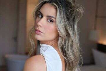 פפראצי: שלי סויסה מ"חתונמי" בים עם חתן אחר