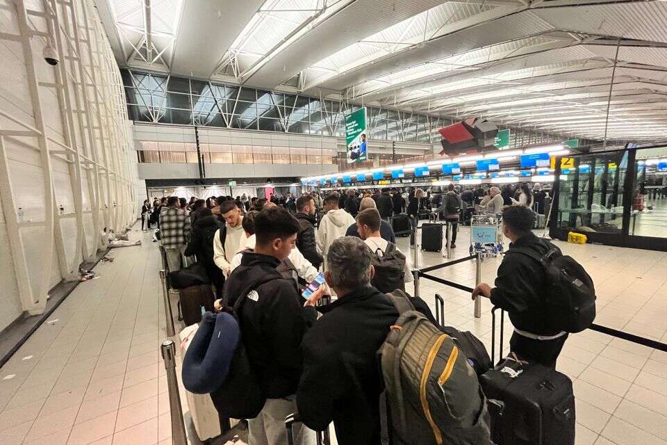 שדה התעופה סכיפהול צפוי לשיבושים קשים ב־1 באוקטובר (ארכיון, למצולמים אין קשר לכתבה)

 , GettyImages