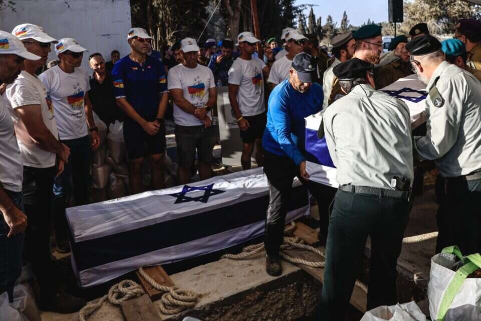 הלוויית ים גולדשטיין אלמוג ונדב גולדשטיין , ללא