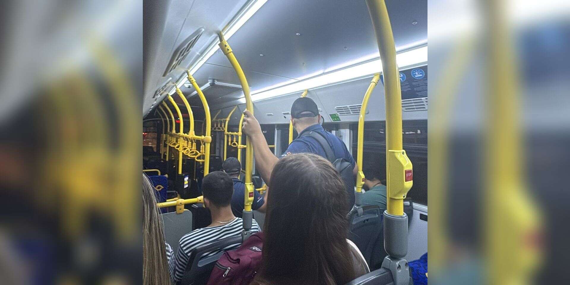 פקח באוטובוס  , .