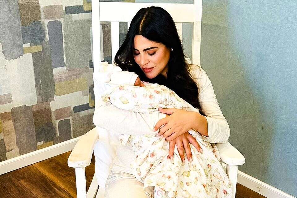 נופר מור בבית החולים שיבא , אורי צרור יחסי ציבור