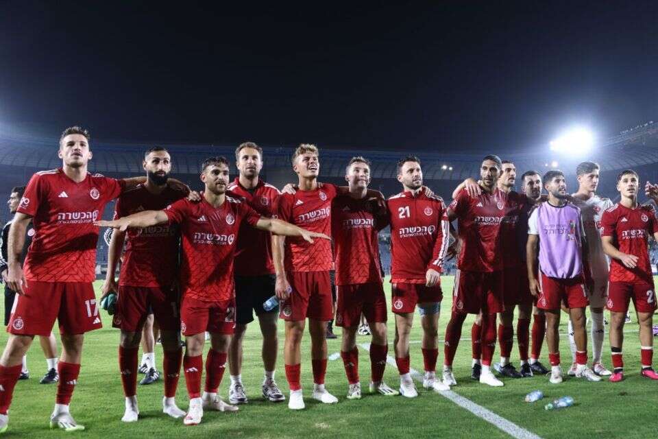 חוסה רודריגס ושחקני הפועל תל אביב , דני מרון