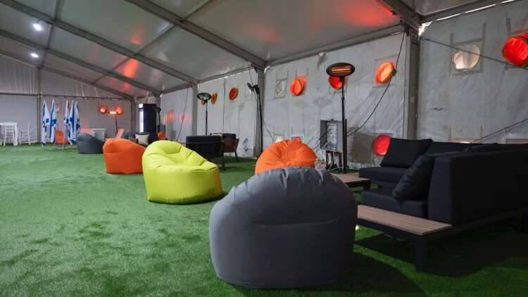 מקום קבלת החטופים, רעים , דובר צה"ל