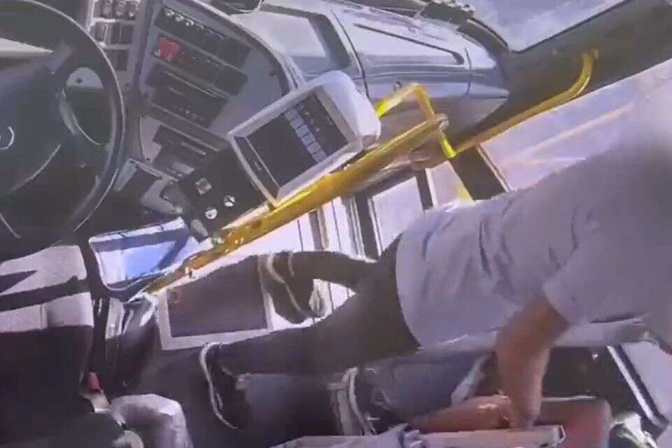 תיעוד התקיפה באוטובוס , דוברות המשטרה