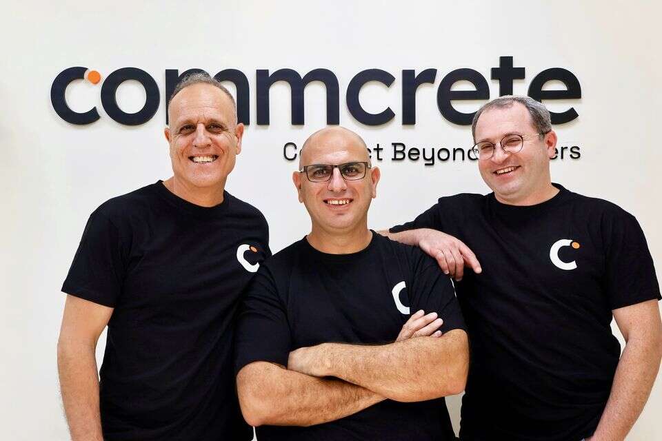 מייסדי Commcrete - איציק דניאל מיכאלי, שוקי ידידיה, מיכאל מור , יח"ץ
