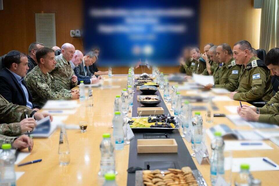 מפקד סנטקום והרמטכ"ל בפאנל משותף עם מפקדים בכירים בצה"ל , דובר צה"ל