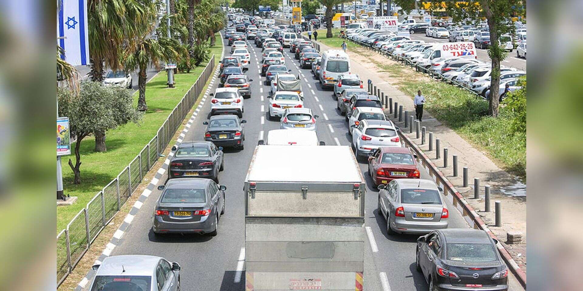 גני יהושע, רוקח , יהושע יוסף
