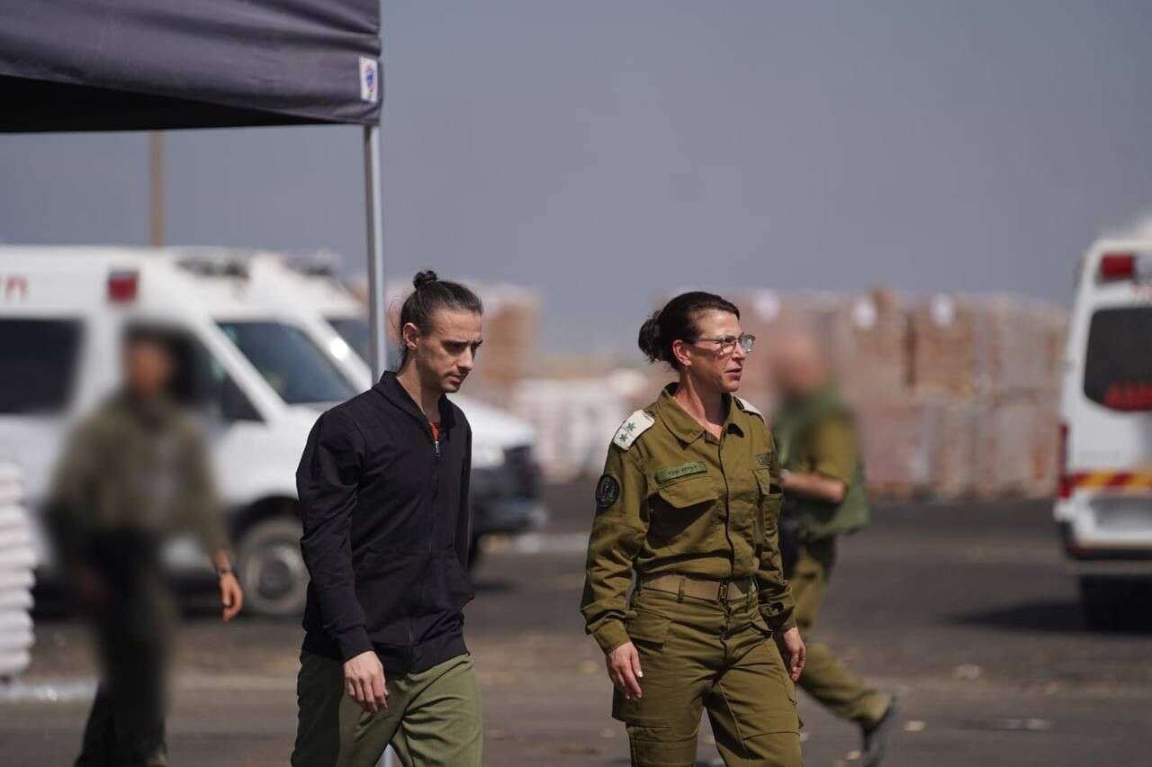 אריאל קוניו , דובר צה"ל