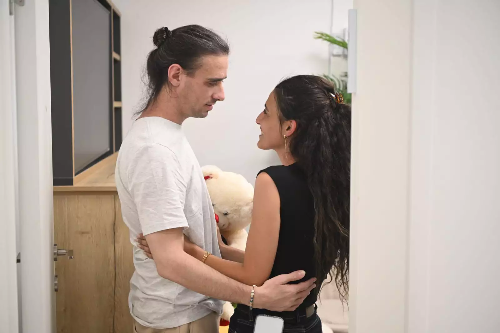 ארבל יהוד ואריאל קוניו מתאחדים , דוברות מטה המשפחות להחזרת החטופים