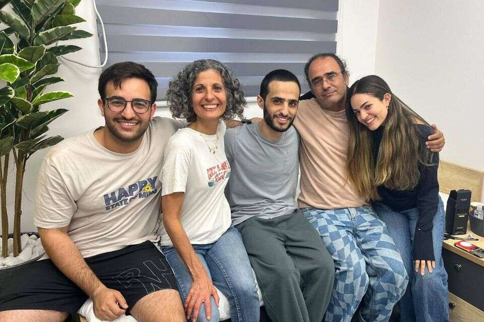 נמרוד כהן עם משפחתו , דובר צה"ל