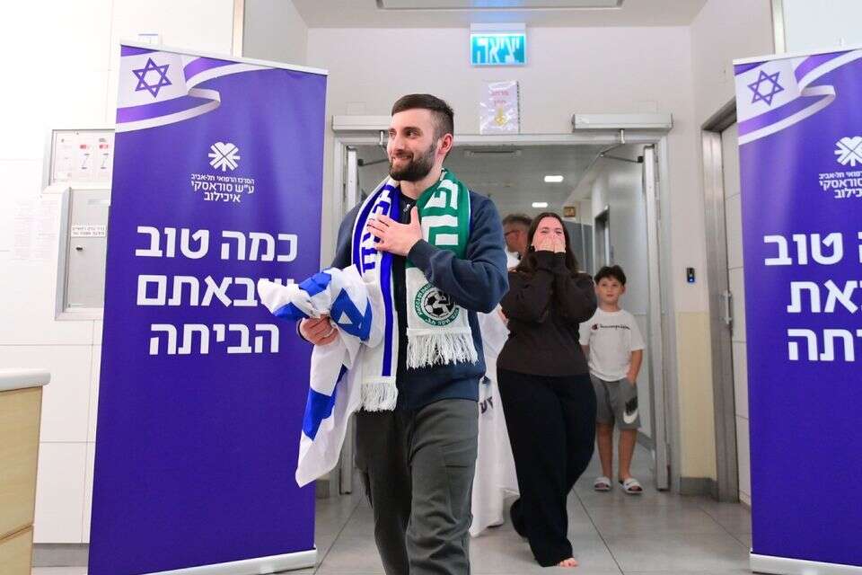 מתן אנגרסט בבית החולים , רפי בן חקון /לע"מ