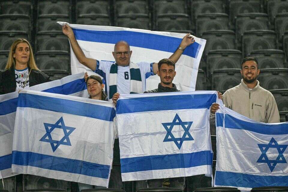 אוהדי נבחרת ישראל באודינה , AFP