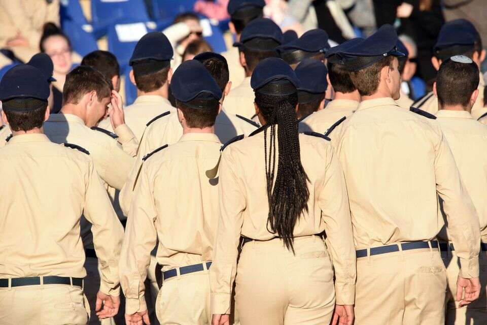 התפרצות תחלואה חריגה בבסיס חצרים , ללא