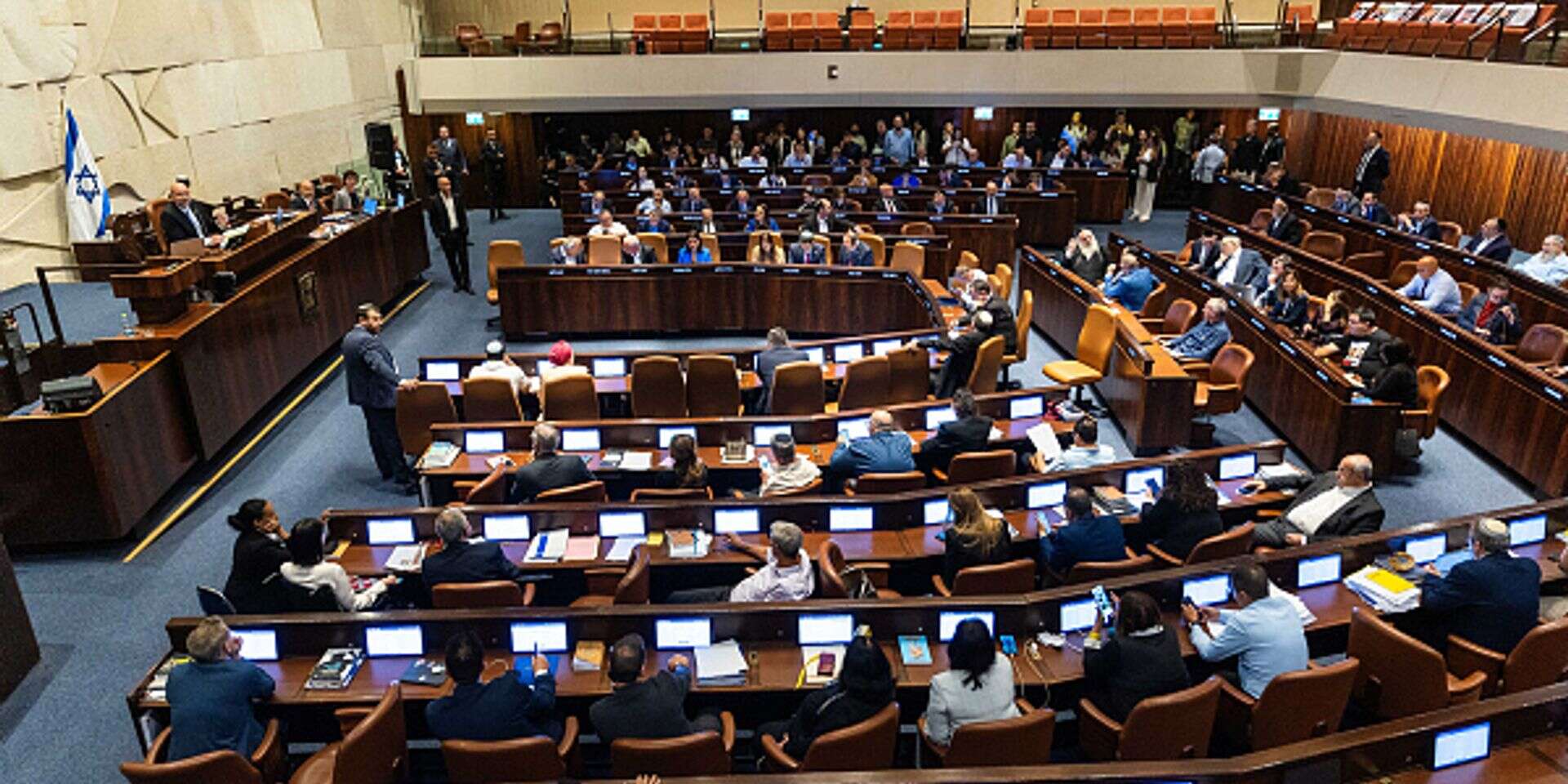 מליאת הכנסת , אורן בן חקון