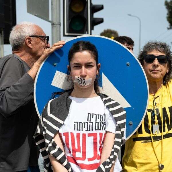 מ-20 תלמידים ל-30 אלף מפגינים: כך נבנתה מחאת הנוער למען החטופים