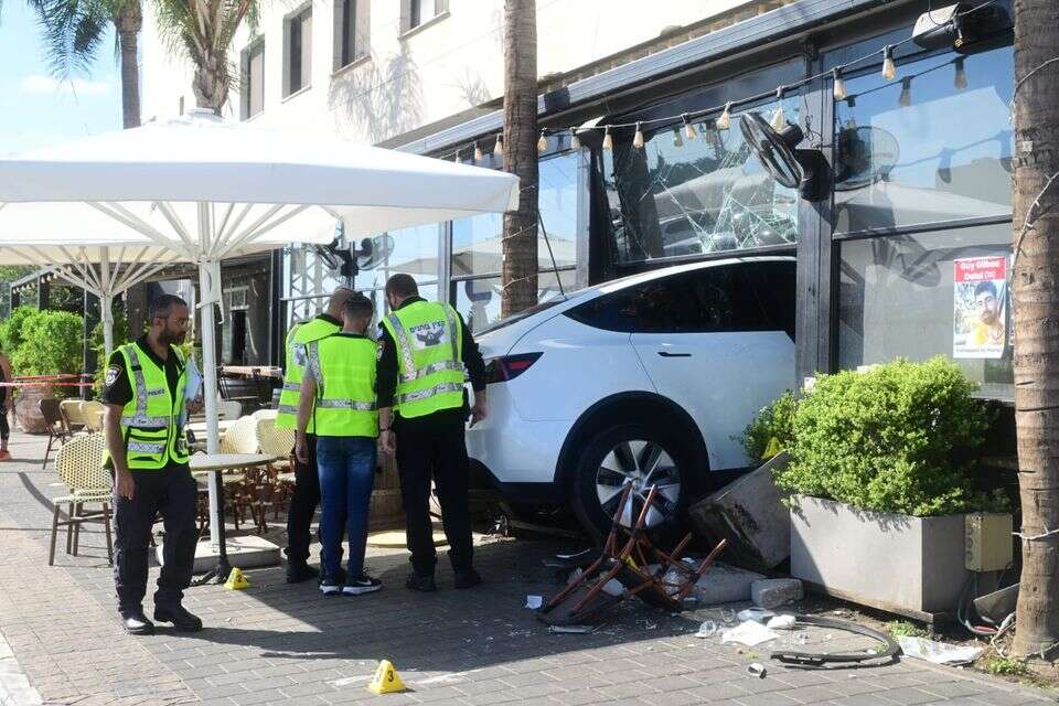 זירת התאונה בכפר סבא , יוסי זליגר 