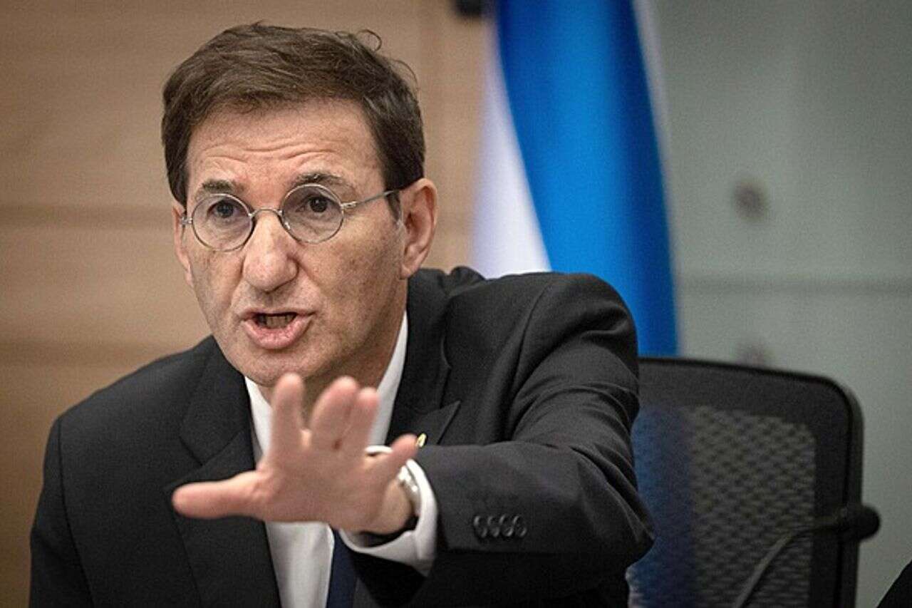 Unusually: bismuth was summoned in the cabinet; Rabbi Hirsch removes his objection to the conscription law