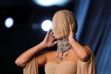 מי זאת? קים קרדשיאן בלוק הזוי