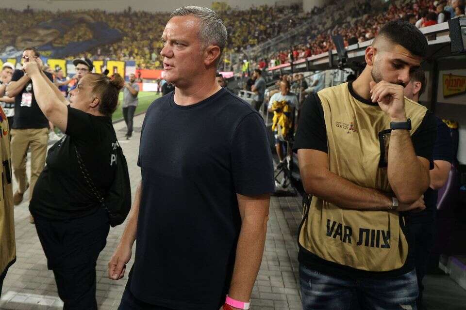 בן מנספורד , אלן שיבר
