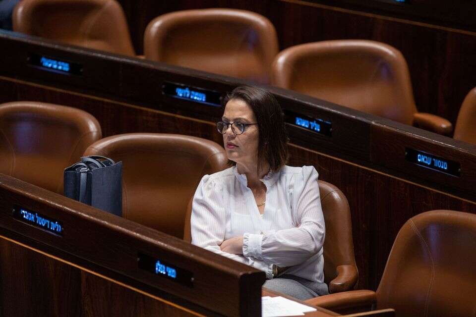 גלית דיסטל אטבריאן , אורן בן חקון