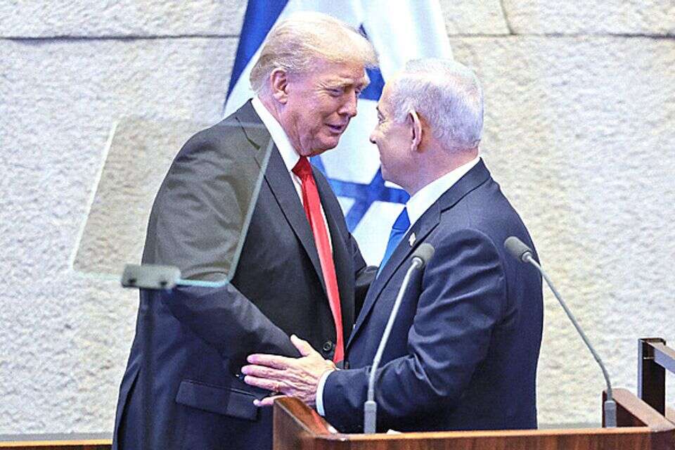 The bereaved father answers Trump: "Don't interfere in our internal affairs"