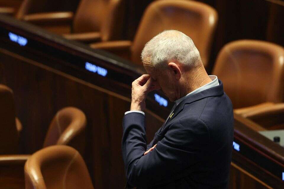 חבר הכנסת בני גנץ במליאה , .