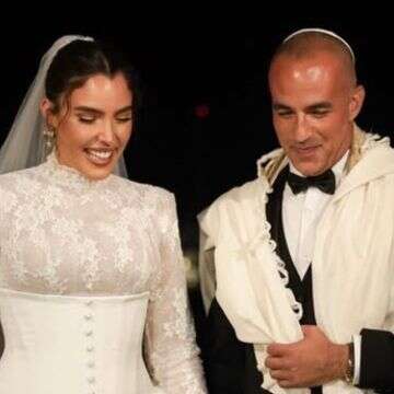 פפראצי: מור ממן ובעלה נצמדים