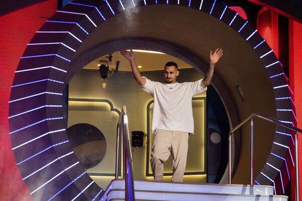 ארז איסקוב , אורן בן חקון