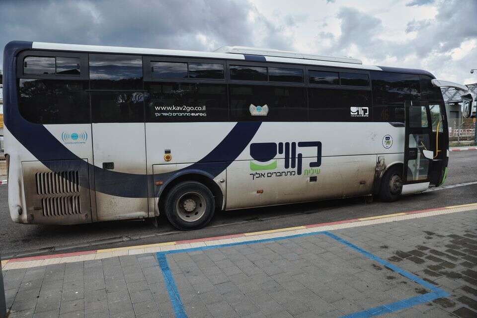 אוטובוס של חברת קווים (ארכיון) , יהושע יוסף