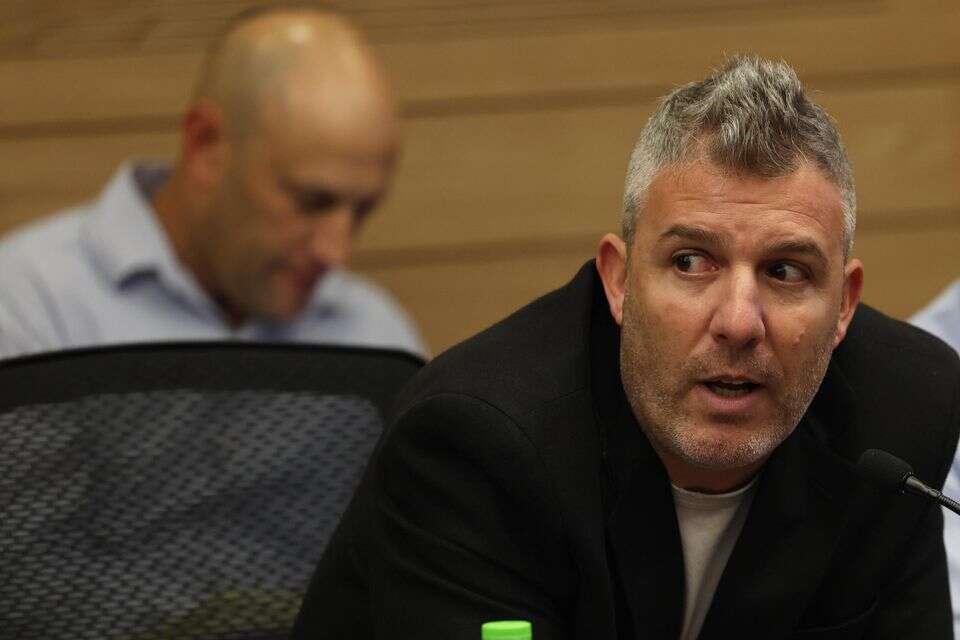 גיא פרימור , אורן בן חקון