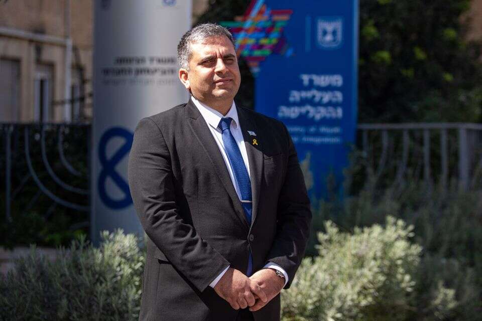 סופר. "אני מרגיש תחושת שליחות" , צילום: אורן בן חקון
