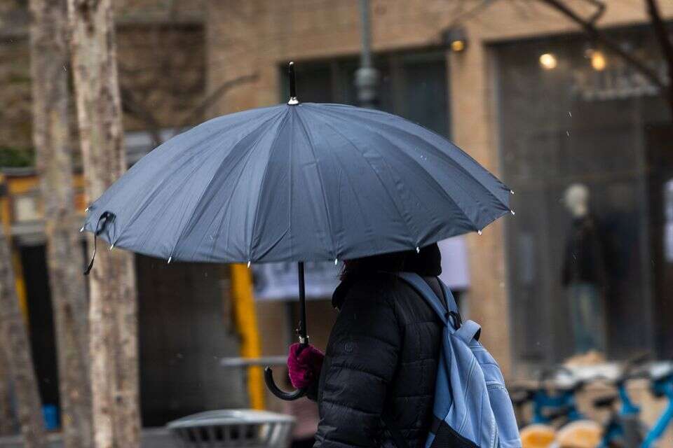 החורף מתקרב , אורן בן חקון