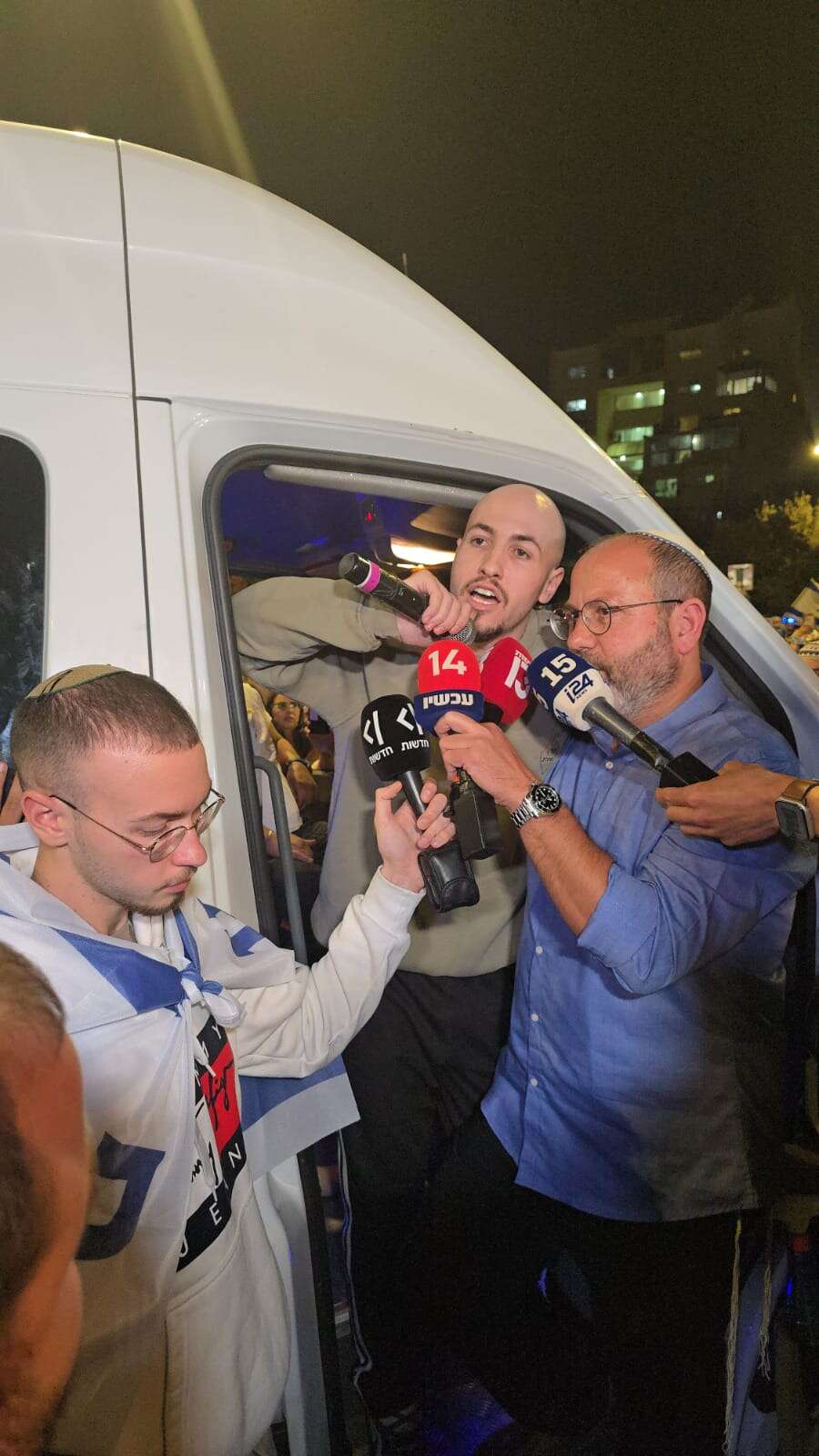 שורד השבי איתן מור ישתתף בכנס של ניר ברקת לפעילי הליכוד