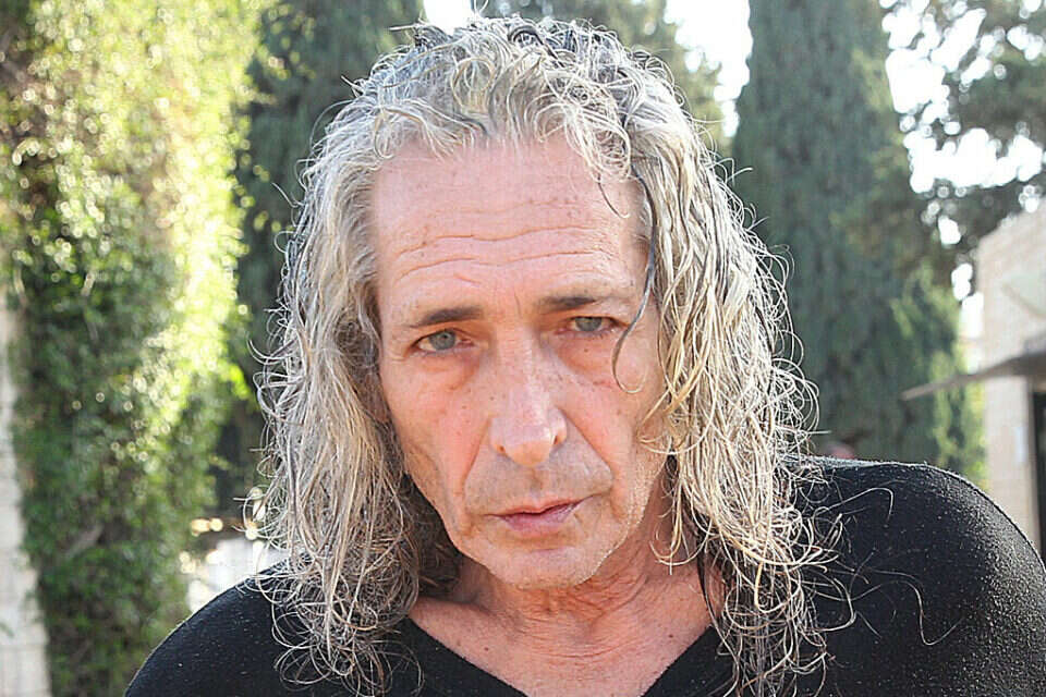 הזמר והיוצר יוני נמרי , קוקו