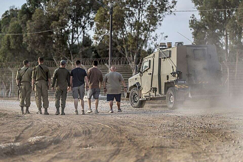 אשר והלוחמים. איש לא התכונן לאירוע כזה , .