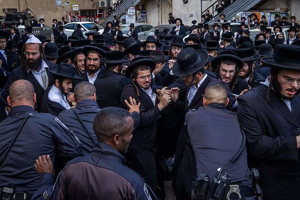 הפגנת חרדים נגד גיוס לצה"ל , אורן בן חקון
