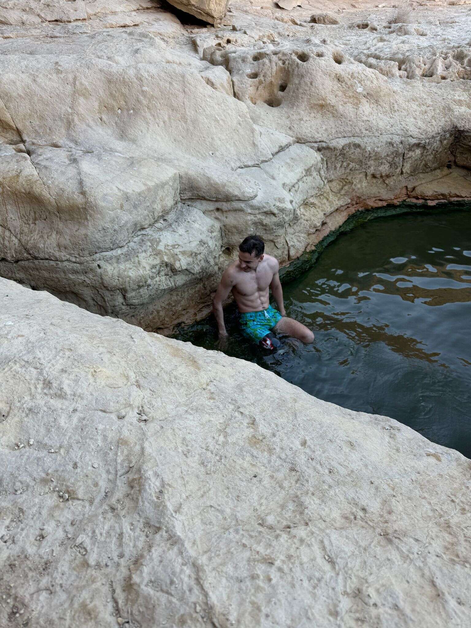 טיסות, טיולים, חברים וספורט: דניאל קופילוב עושה כל מה שרוצה - גם בלי קשר לפציעה , אוסף פרטי