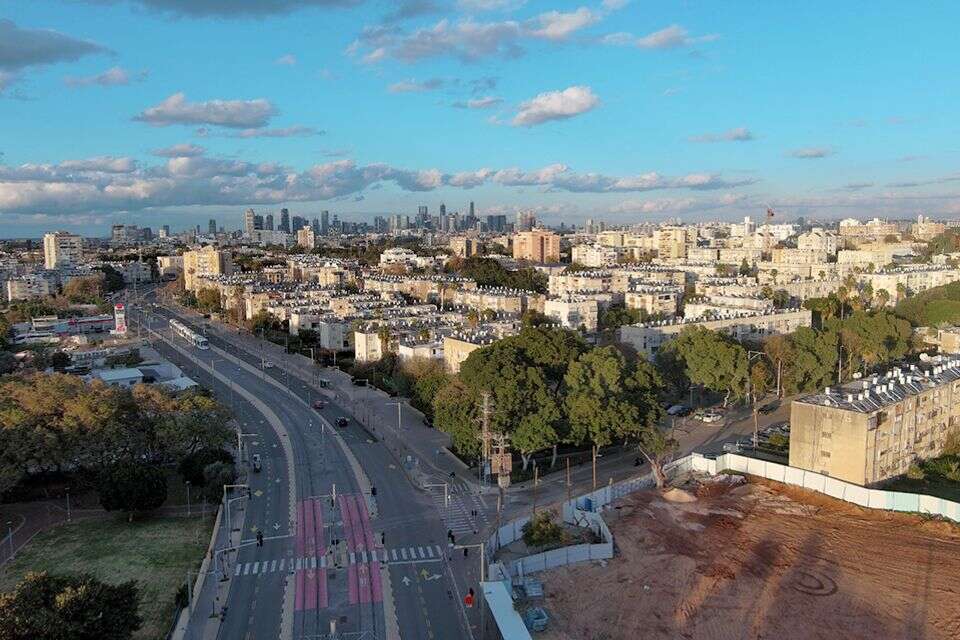 קבוצת אלמוג ,לפני השינוי , (הדמיה): pitom