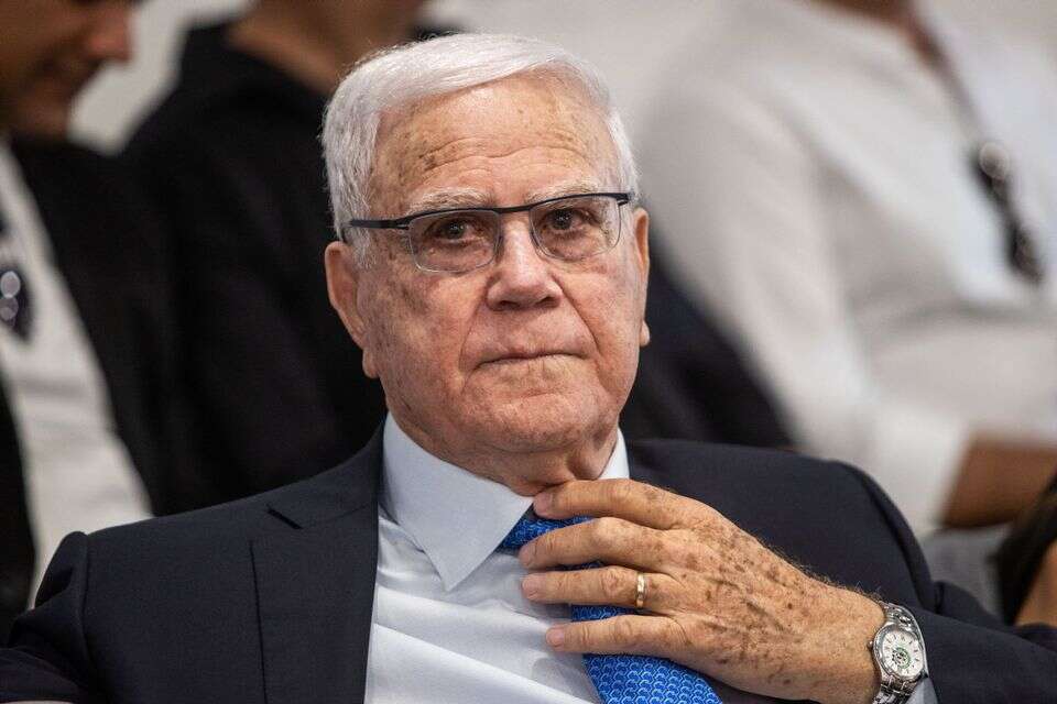 יעקב שחר ,  אורן בן חקון