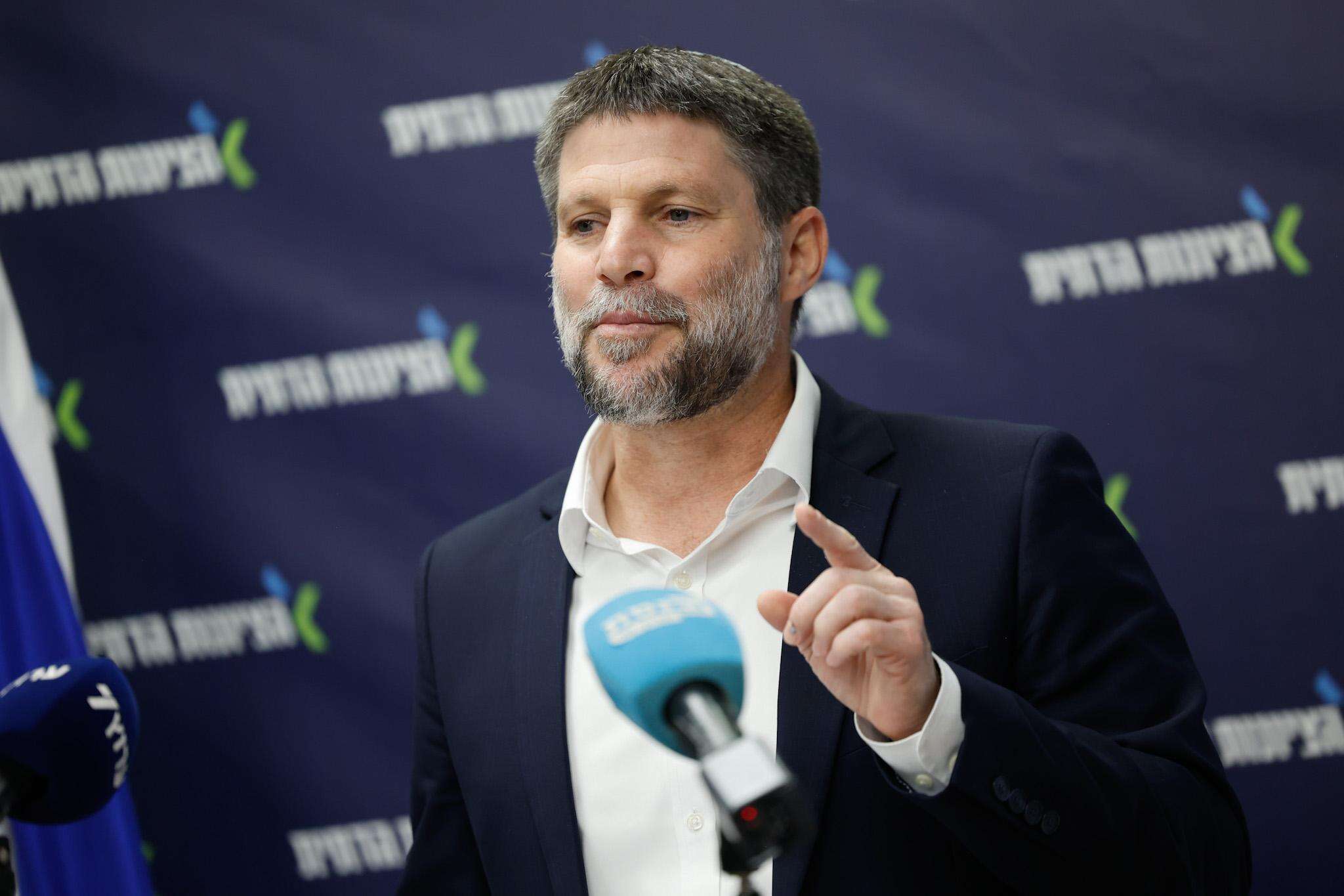 סמוטריץ' ללוחמי חטיבת החשמונאים: "צריך עוד גיבורים שמשלבים 'ספרא וסייפא'"