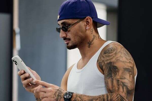 ארז איסקוב , אינסטגרם ארז איסקוב