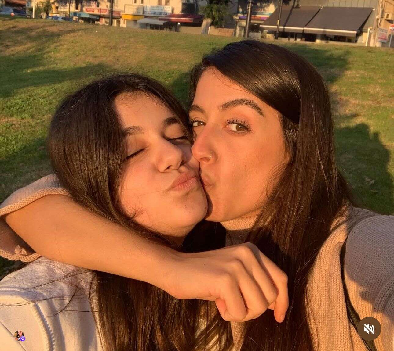 שירלי לוי ואחותה שירן ז"ל , אינסטגרם