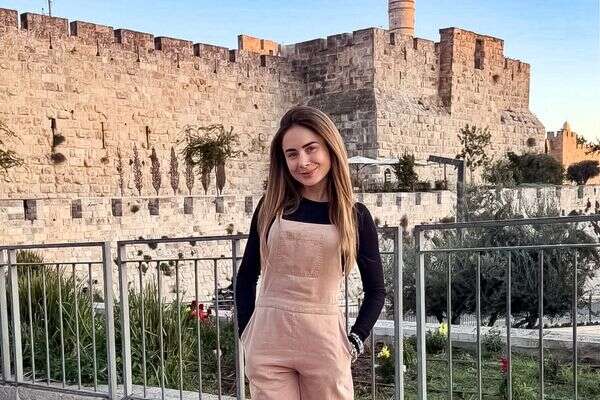 ג'והנה פדול בירושלים , עמוד האינסטגרם של ג'והנה פדול