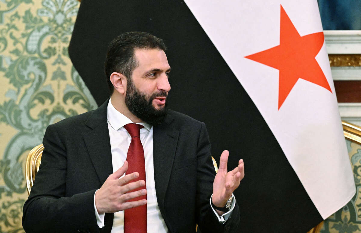 "בלבנון שמחים שסוריה חלשה" , רויטרס