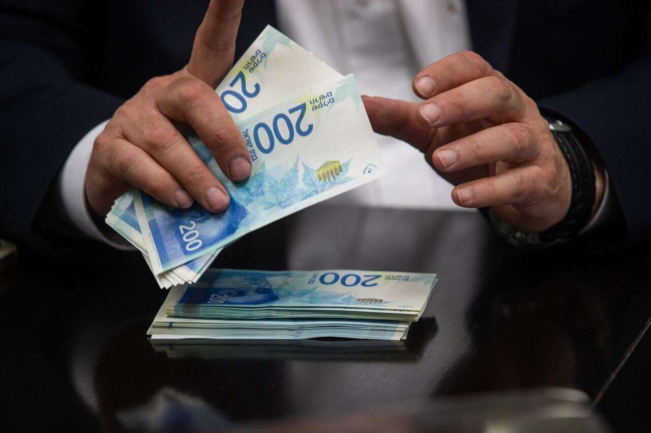 The deficit in April decreased - this is the reason