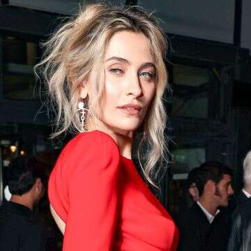 פריס ג'קסון חושפת: "חור באף מהסמים" (וידאו)