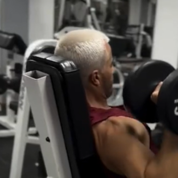 מזהים? המהפך של השחקן הפתיע את כולם - כולל אשתו