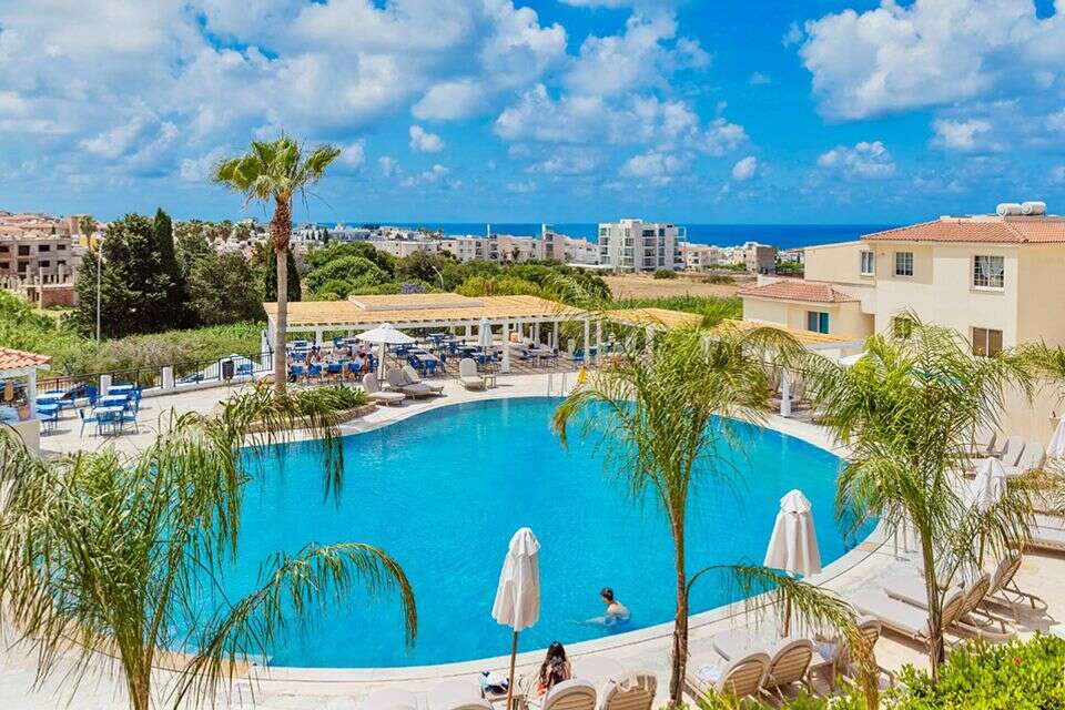 מלון WellClub, בפאפוס קפריסין , יח"צ wellclub