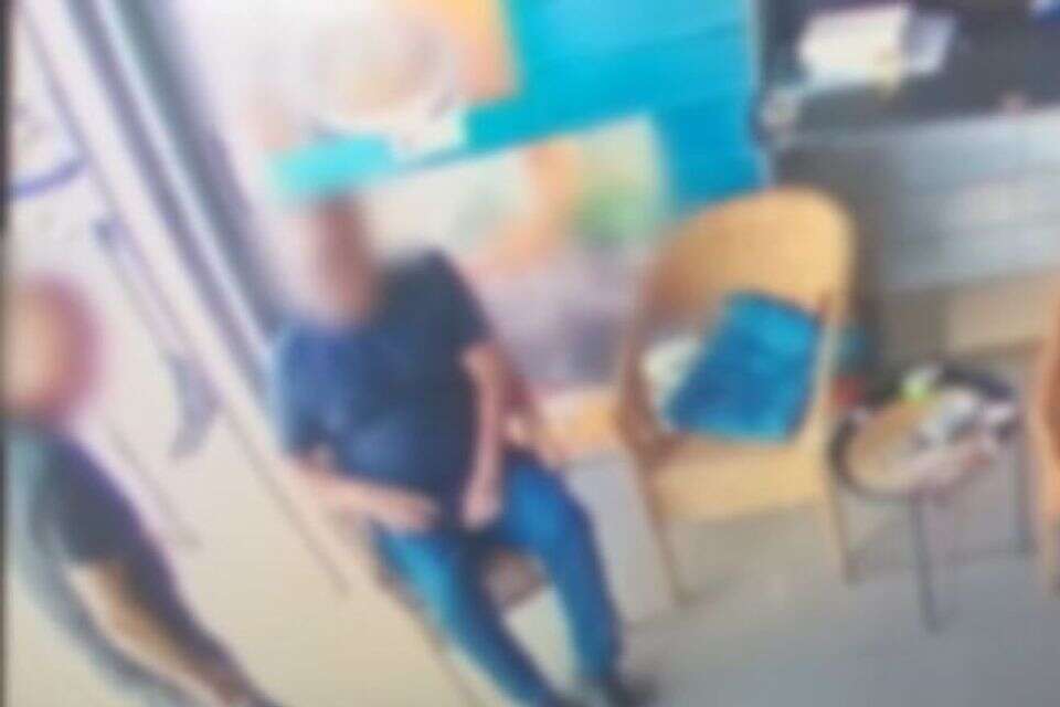 אירוע הירי בתל אביב , ללא