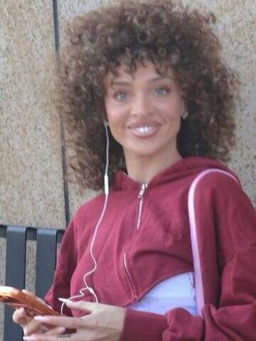 בחליפה אדומה: כך תפסנו את עדן פינס